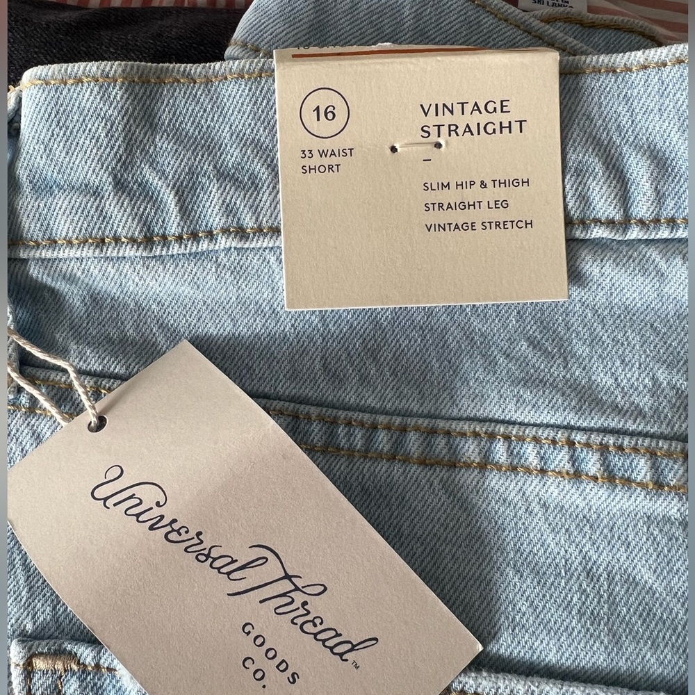 Universal Thread Jeans - Picture 3 of 4